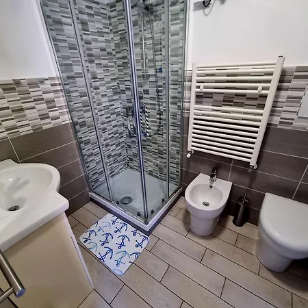 Zenin Airport 'genova Aeroporto'